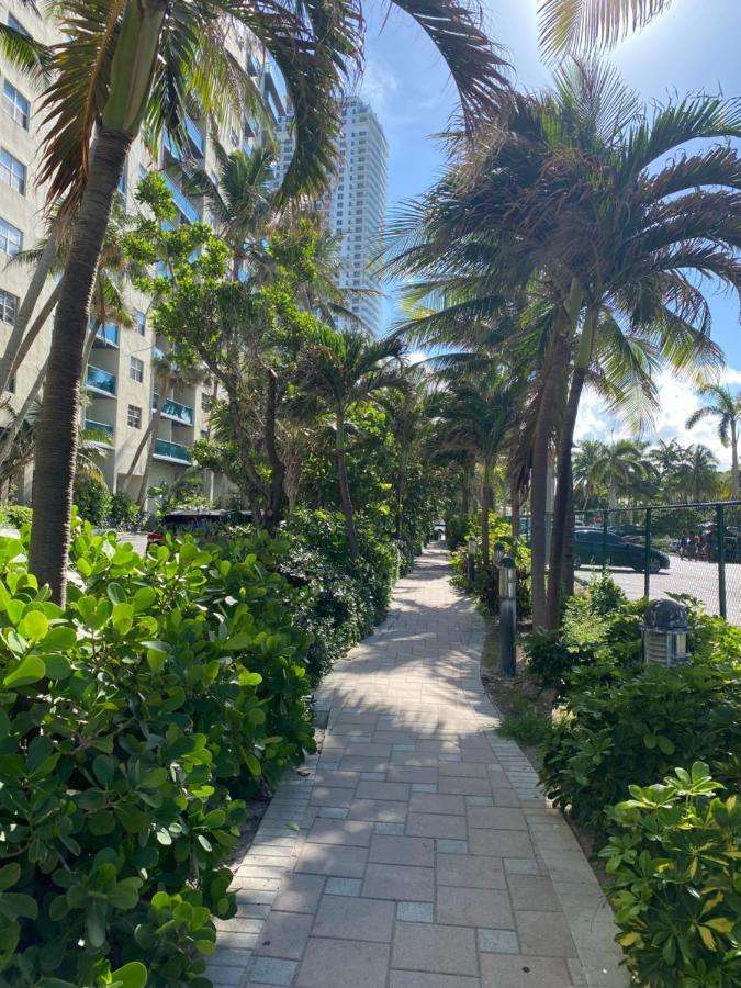 Beachwalk Studio Apmt 2 Beds, Amazing Views 2010B Hallandale Beach Extérieur photo