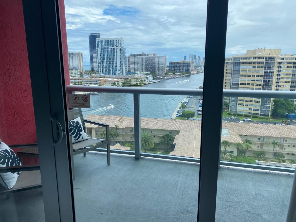 Beachwalk Studio Apmt 2 Beds, Amazing Views 2010B Hallandale Beach Extérieur photo